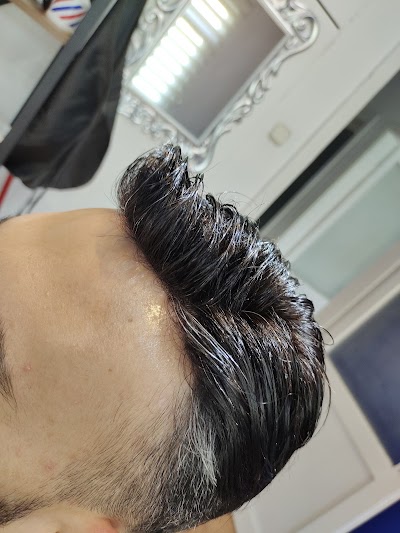 Aurahair protez saç merkezi klinik görünümü