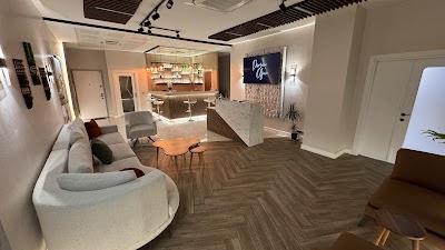 Devran Olgun Saç Ekim & Estetik klinik görünümü