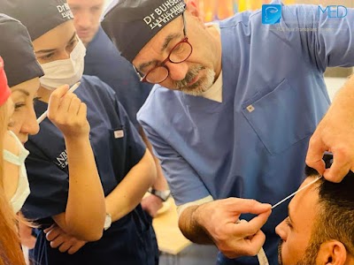 Bursa Saç Ekim Merkezi klinik görünümü