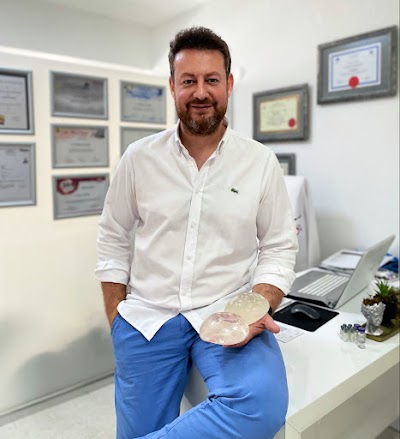 Op. Dr. Mustafa Öksüz Aydın Estetik ve Plastik Cerrahi ve Saç Ekim kliniği Botoks Dolgu klinik görünümü